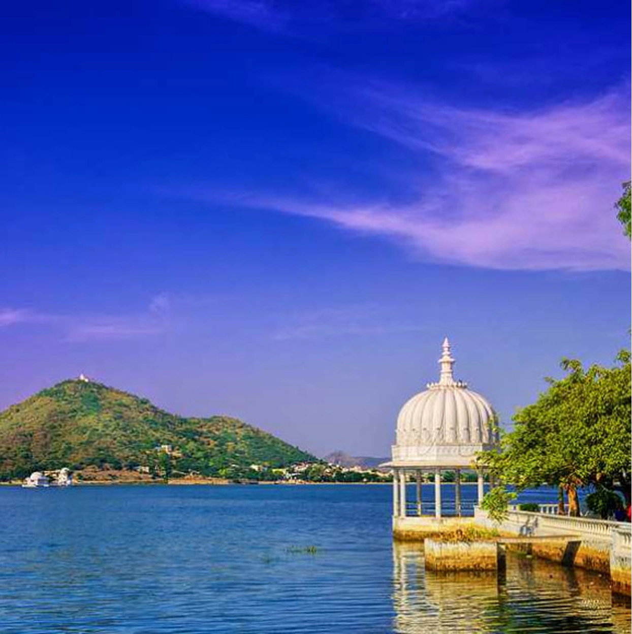 Fateh Sagar Lake in Udaipur, Rajasthan: Udaipur Tour Package from Chennai