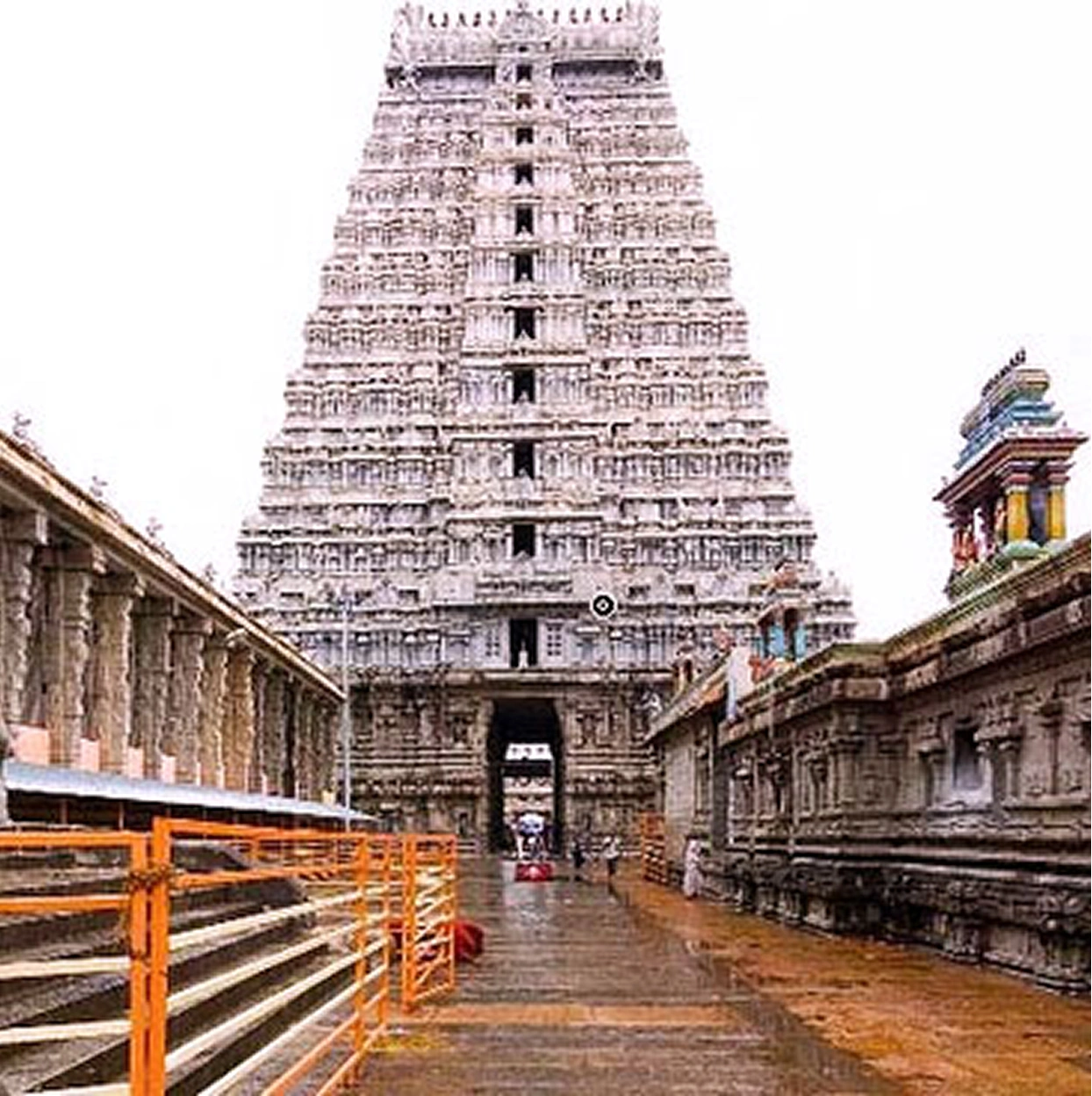 Meenakshi Amman Temple, Madurai - South India Temple and Culture Tour