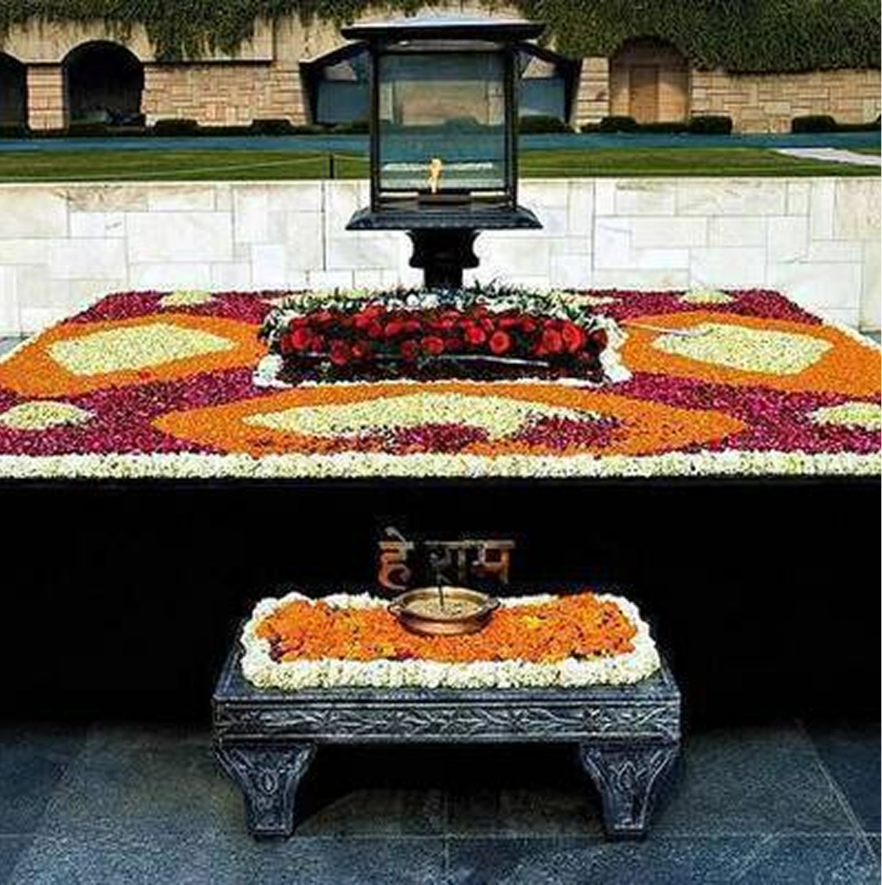 Raj Ghat A memorial dedicated to Mahatma Gandhi in Delhi, located on the banks of the Yamuna River