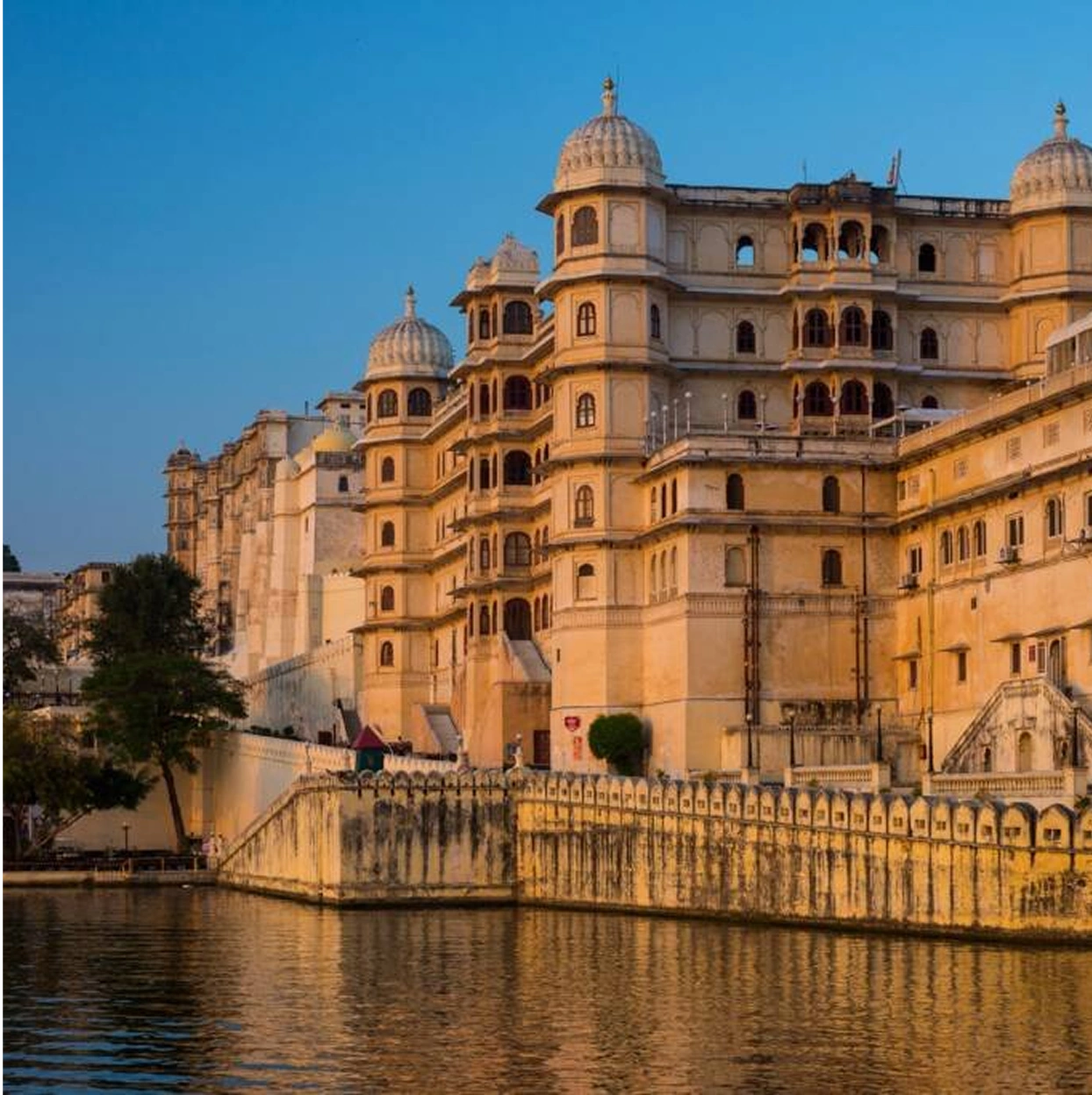 City Palace: Udaipur Tour Package from Chennai